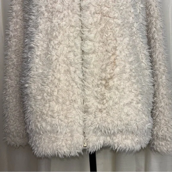 Show Me Your Mumu Kassidy Faux Fur Sherpa Zip Front Jacket - Picture 6 of 16